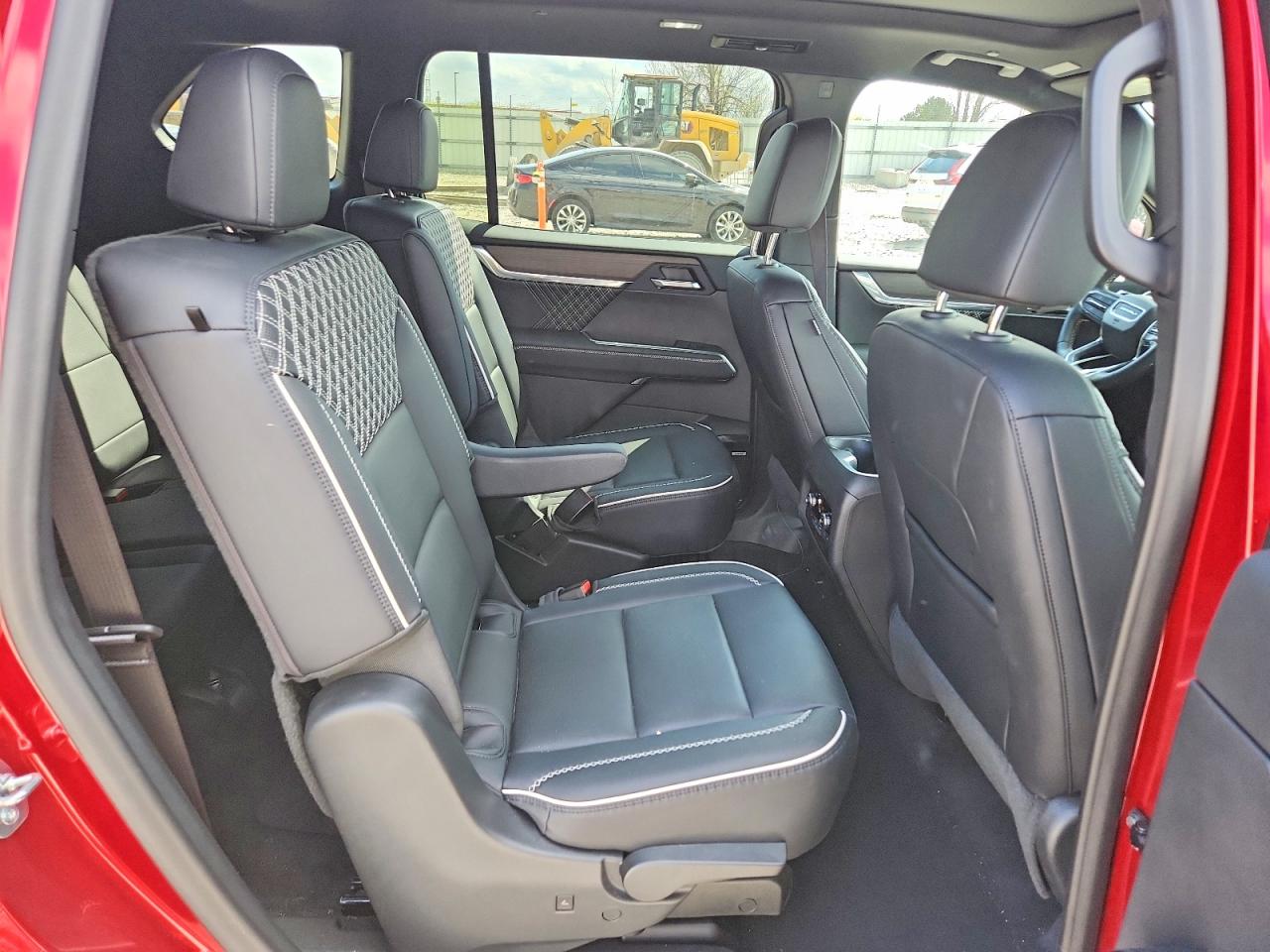 2024 GMC Acadia den VIN 1GKENRKS5RJ205349 photo 11