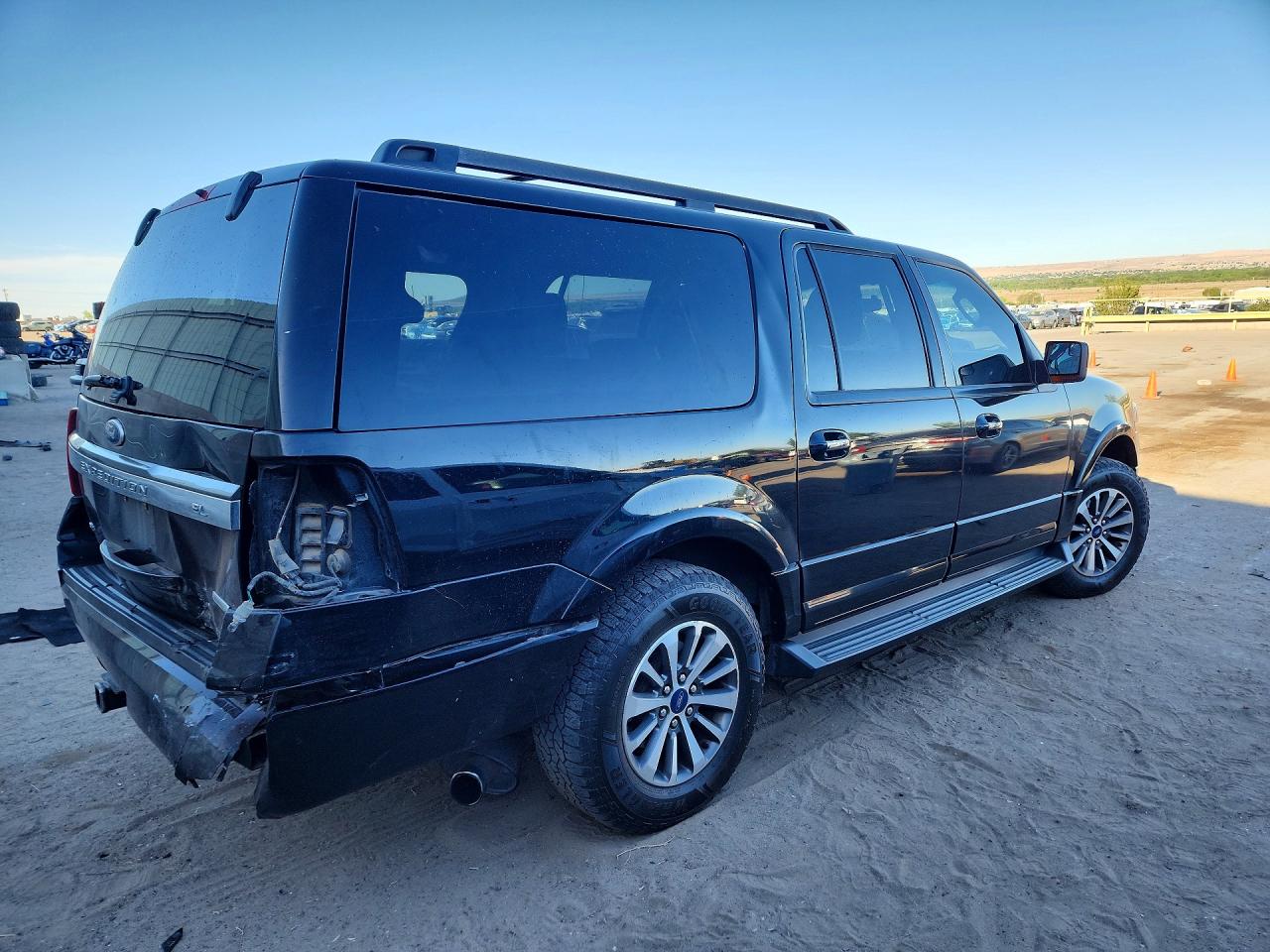 2016 Ford Expedition VIN 1FMJK1JT6GEF15588 photo 3