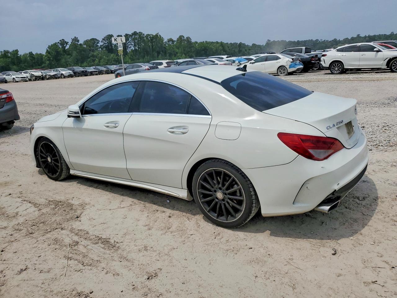 2015 MERCEDES-BENZ Cla-class VIN WDDSJ4GB5FN274171 photo 2