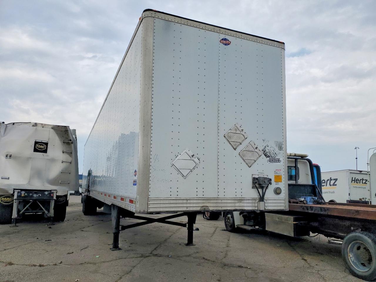 2012 UTILITY All models VIN 1UYVS2531CG235924 photo 1