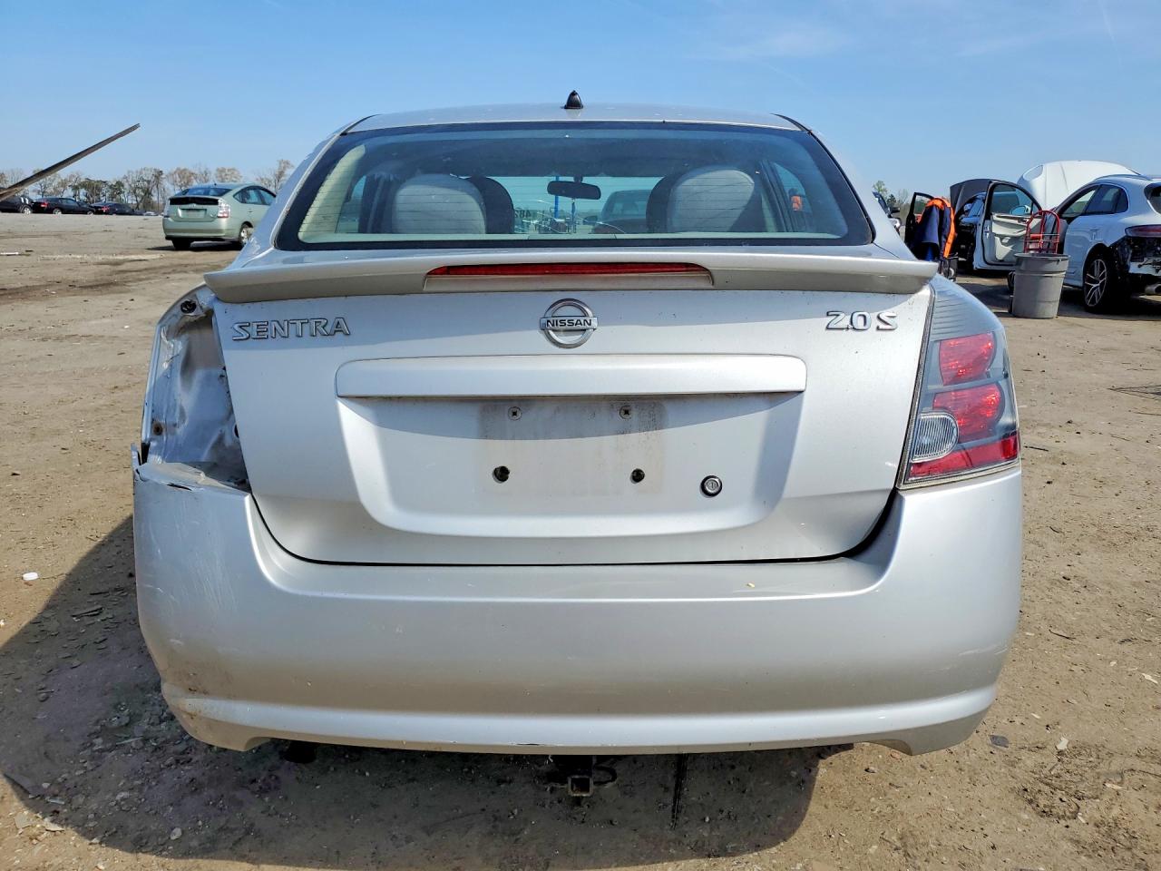 2009 Nissan Sentra VIN 3N1AB61EX9L672243 photo 6