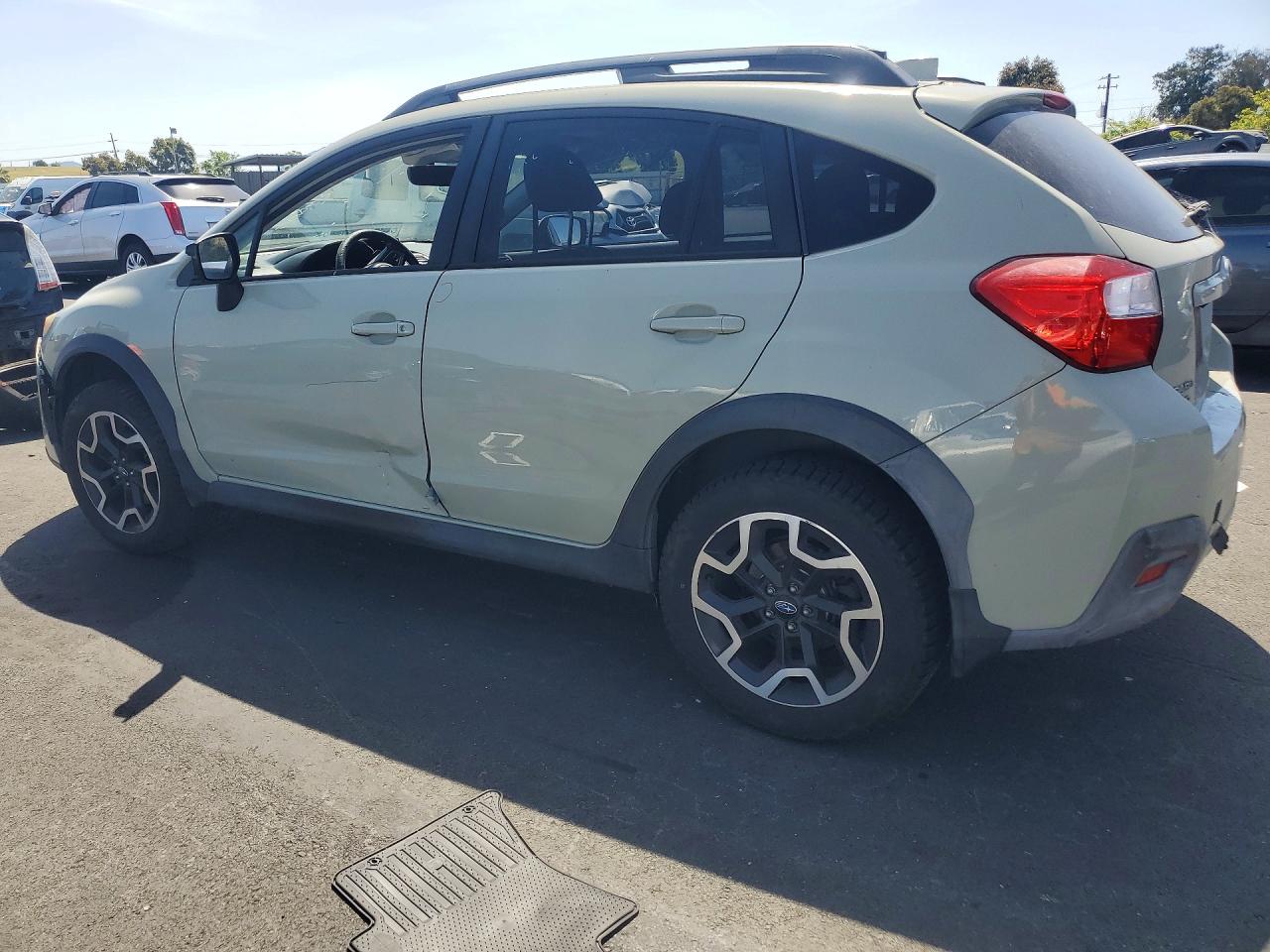 2017 Subaru Crosstrek VIN JF2GPADC2HH274657 photo 2