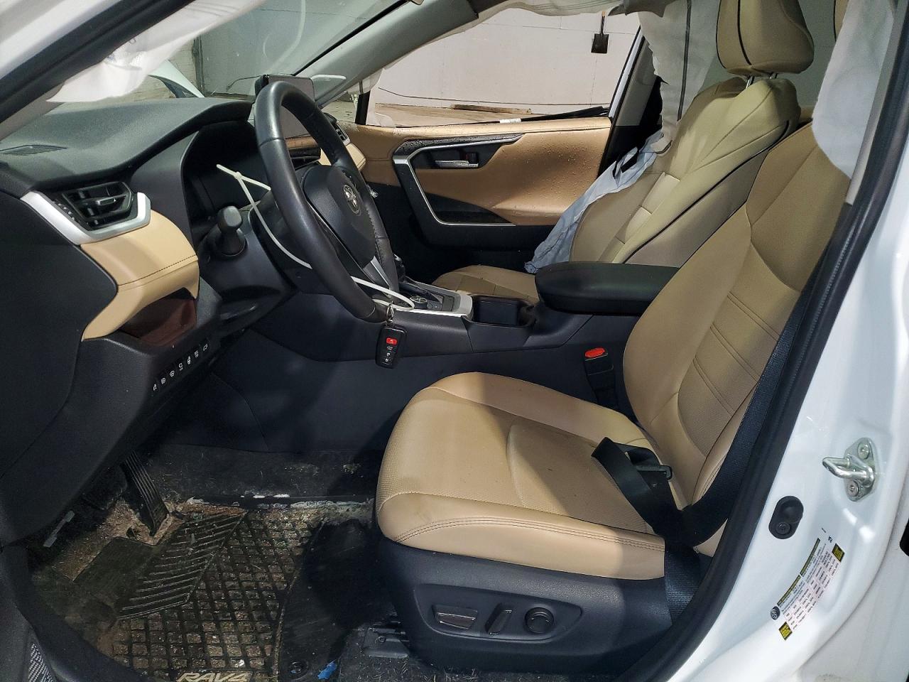 2024 Toyota Rav4 VIN 2T3DWRFV2RW243728 photo 7