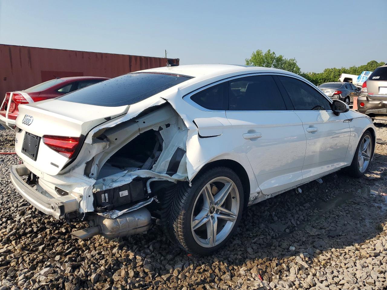 2022 Audi A5 VIN WAUDACF56NA029620 photo 3