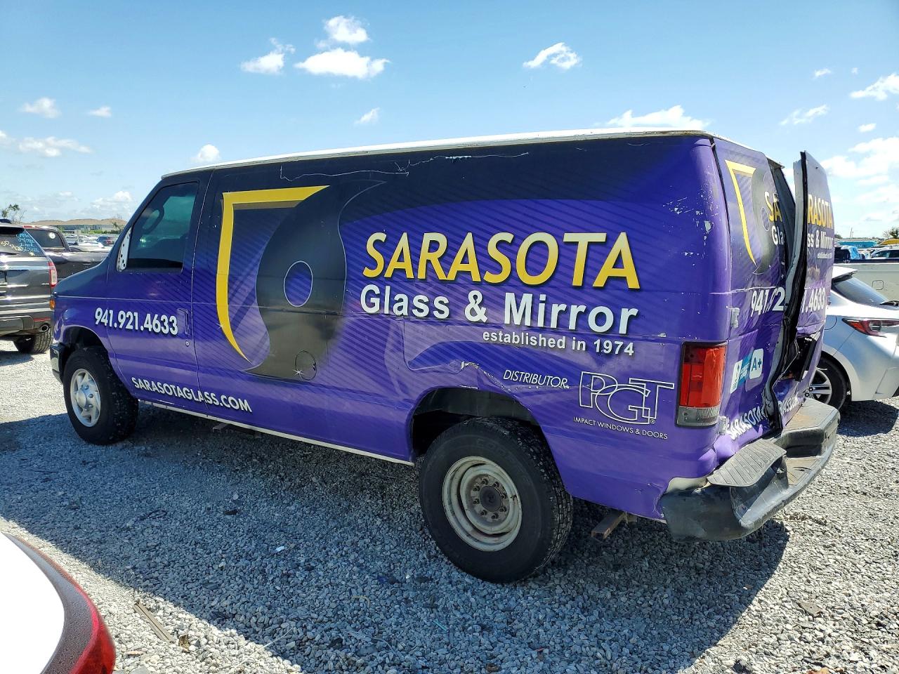 2011 Ford Econoline VIN 1FTNE2EW4BDA65381 photo 2