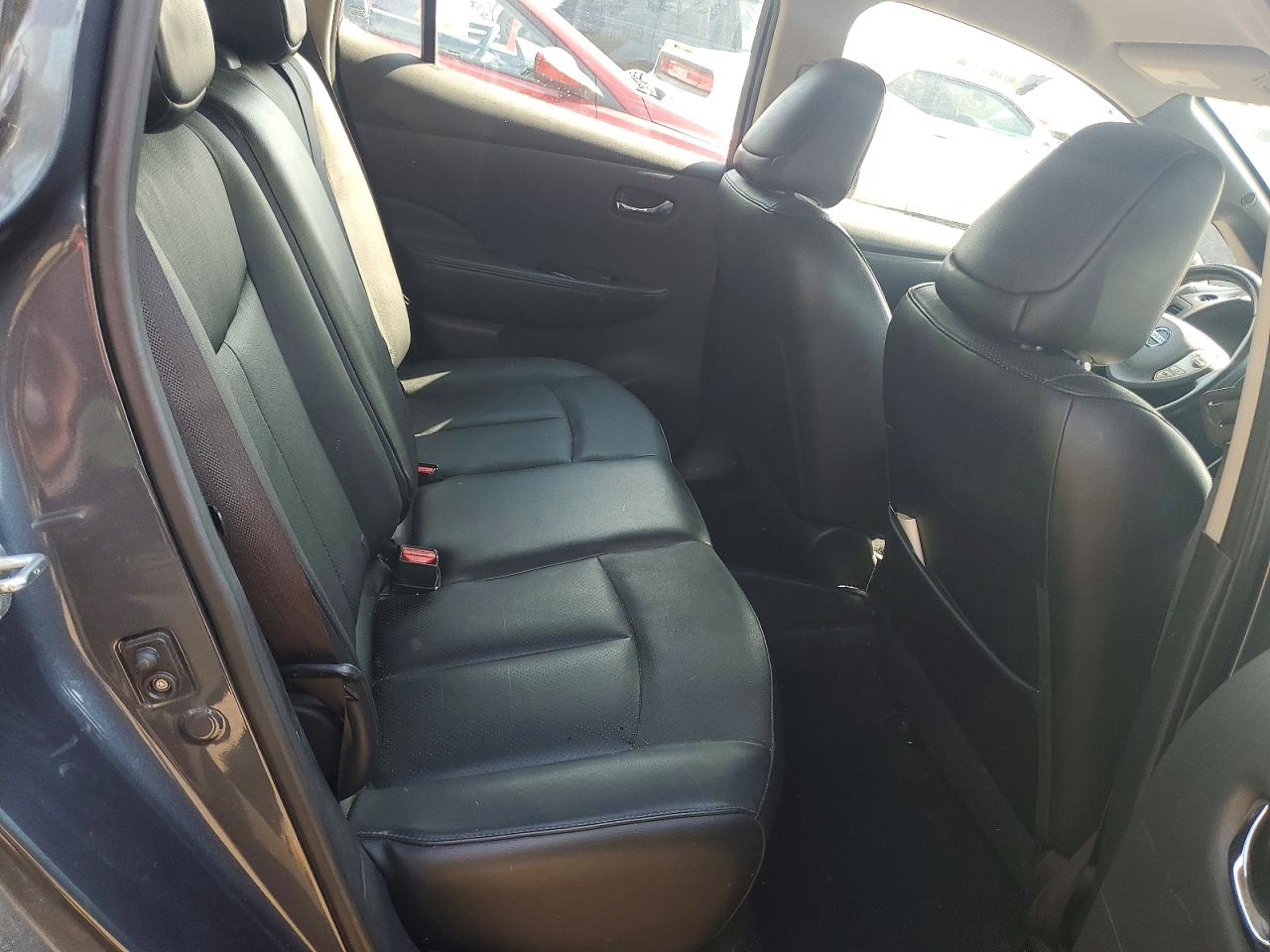 2013 Nissan Leaf VIN 1N4AZ0CP8DC409120 photo 10