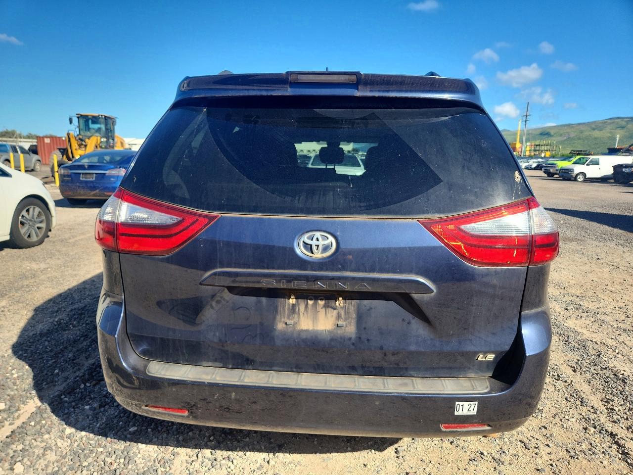 2020 Toyota Sienna VIN 5TDKZ3DCXLS062561 photo 6