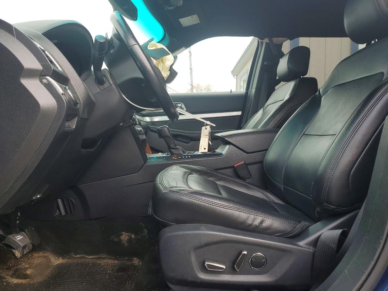 2016 Ford Explorer VIN 1FM5K8D82GGC21062 photo 7