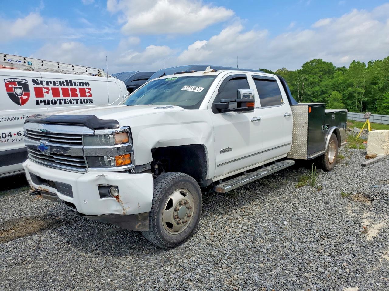 2015 Chev Silverado VIN 1GC4K1E80FF598533 photo 1