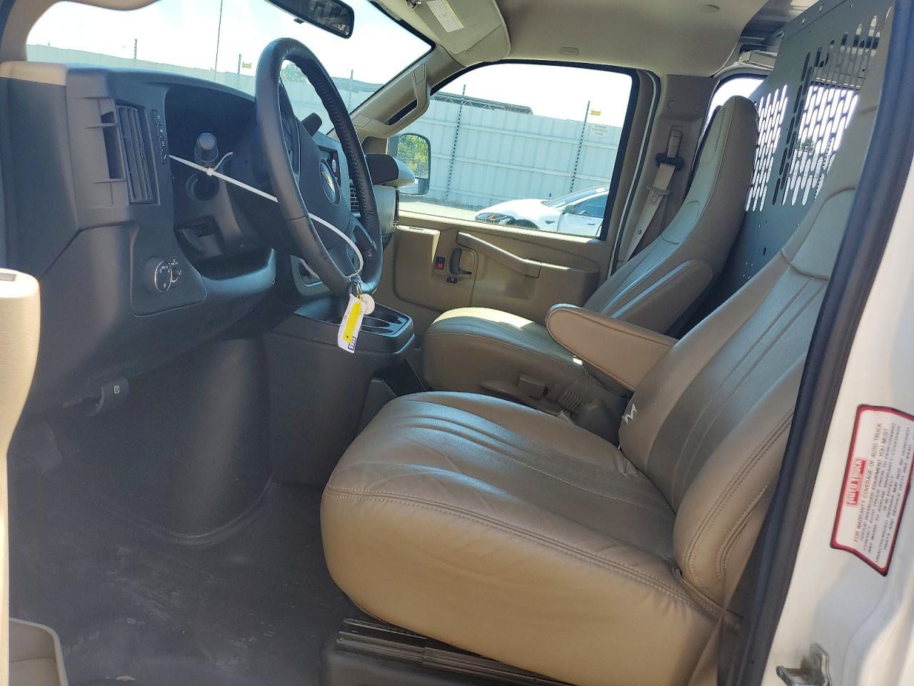 2020 CHEV Express VIN 1GCWGAFP7L1185758 photo 7