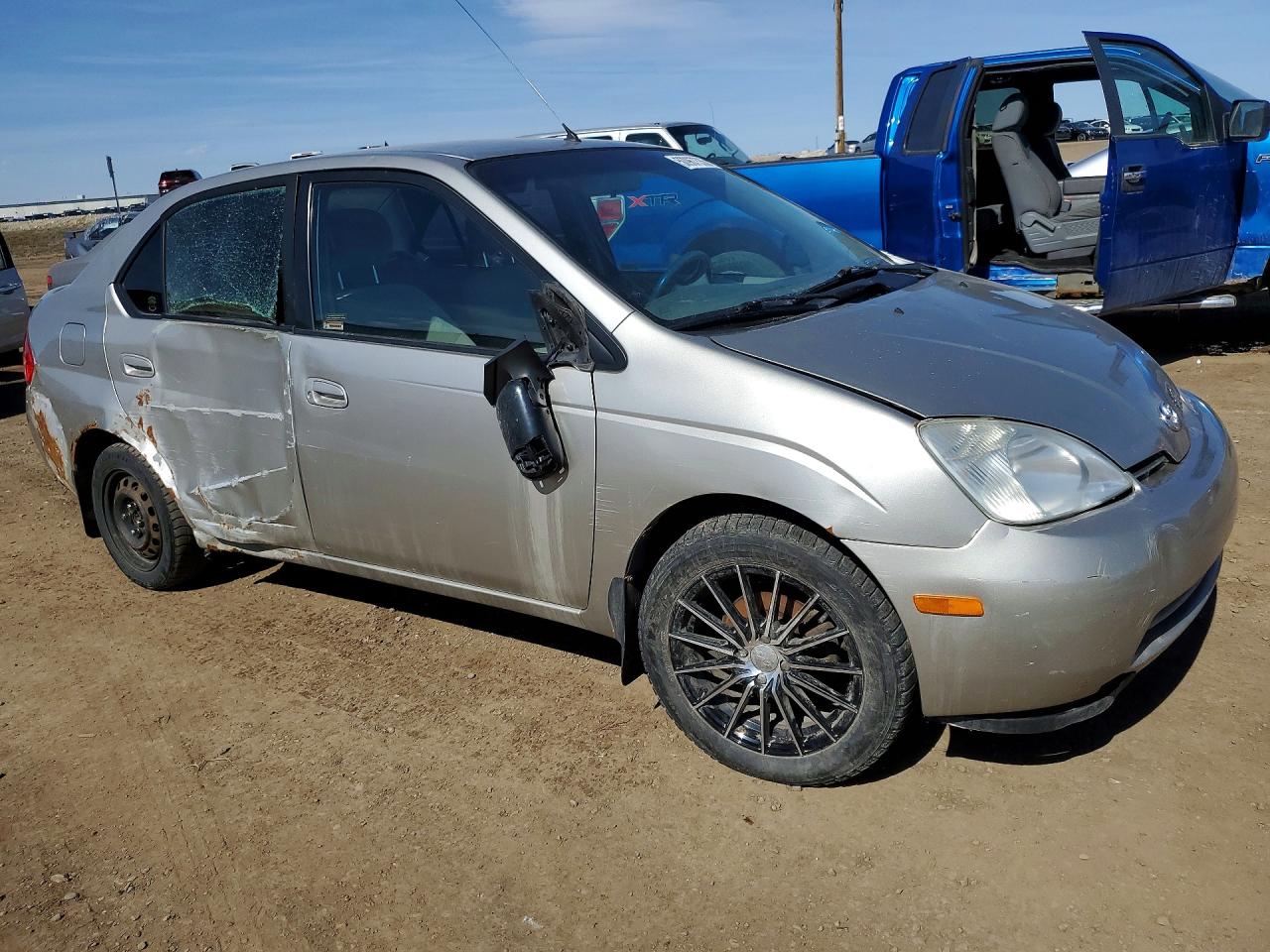 2001 TOYOTA Prius VIN JT2BK12U910021433 photo 4