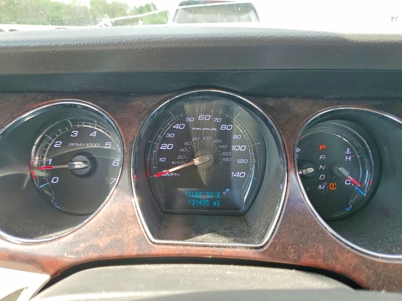 2011 Ford Taurus VIN 1FAHP2EW7BG123754 photo 9