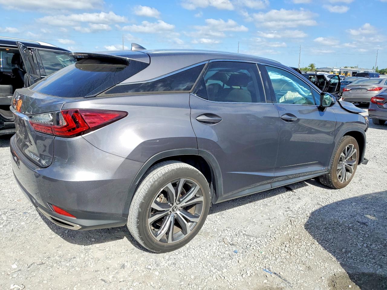 2022 Lexus Rx VIN 2T2HZMAA2NC247407 photo 3