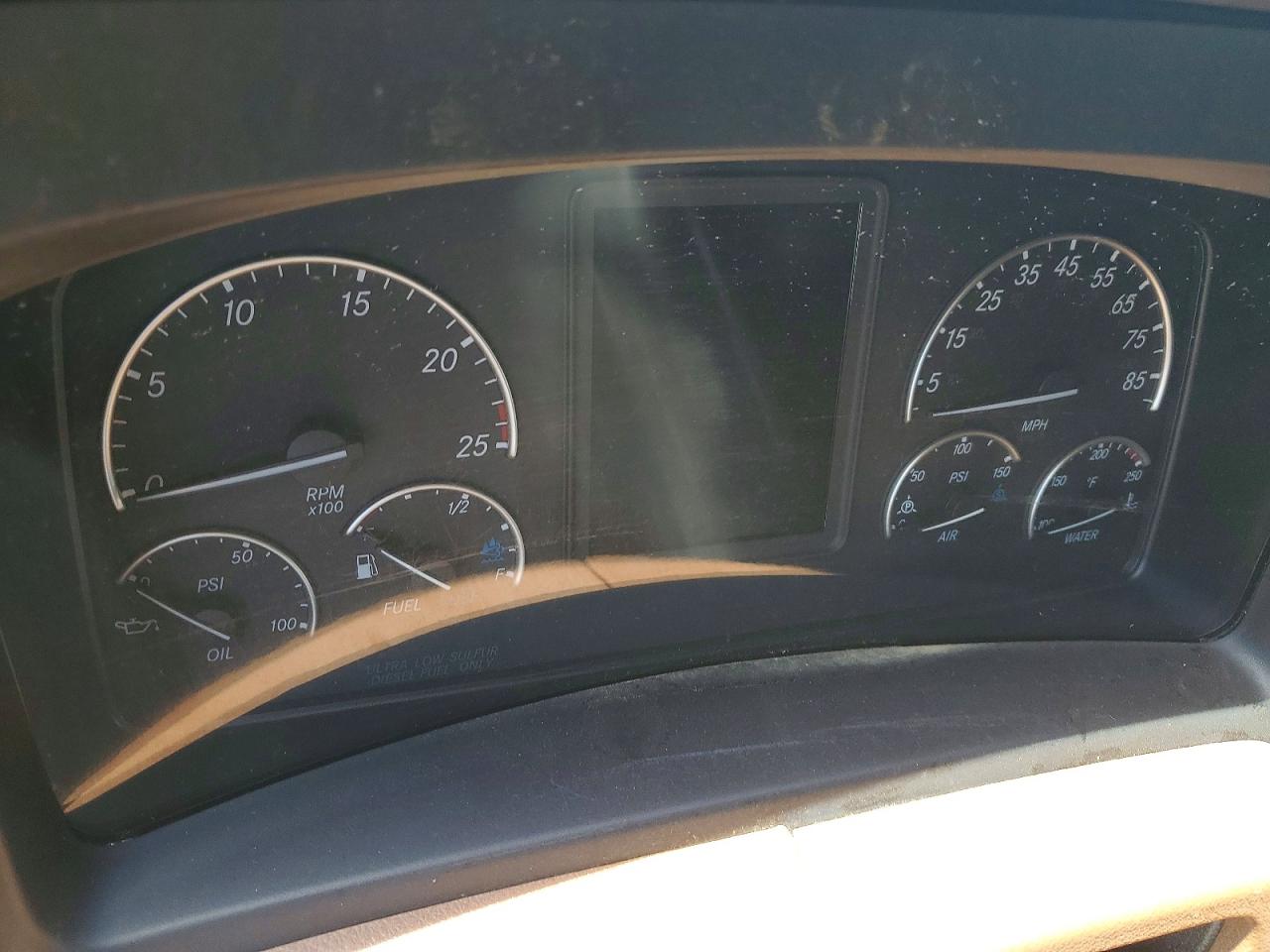 2020 FREIGHTLINER All other VIN 3AKJHHDR5LSMD2406 photo 8