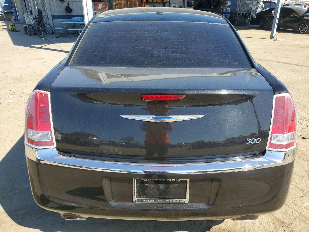 2011 Chrysler 300 VIN 2C3CA4CGXBH514581 photo 6