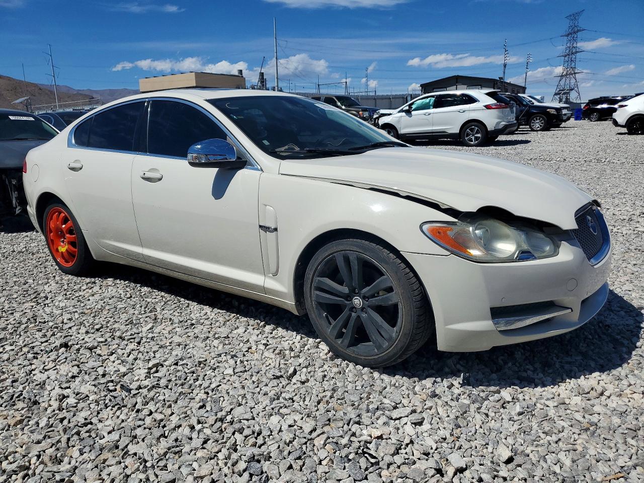 2009 Jaguar Xf VIN SAJWA06B39HR02321 photo 4