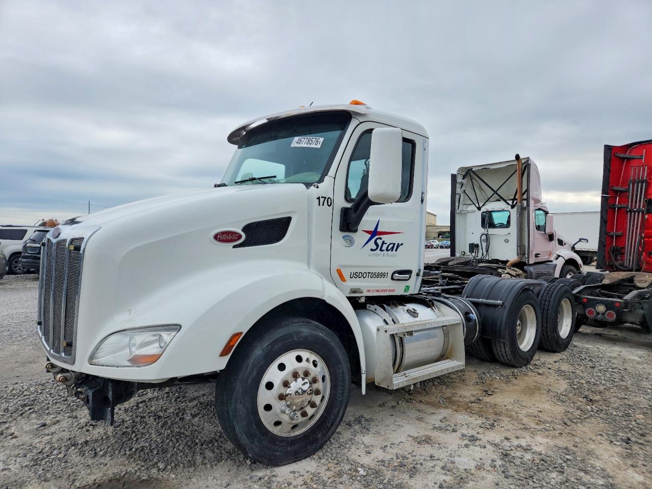 2018 PETERBILT All other VIN 1XPBDP9X2JD495509 photo 2