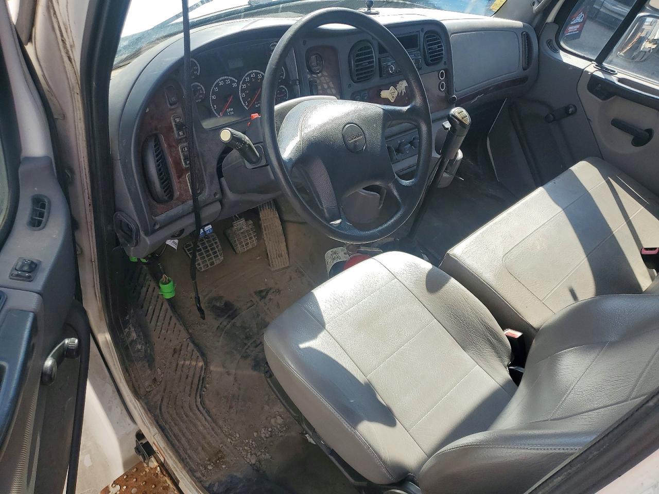 2013 FREIGHTLINER All other VIN 3ALHCYBS7DDFJ4570 photo 8