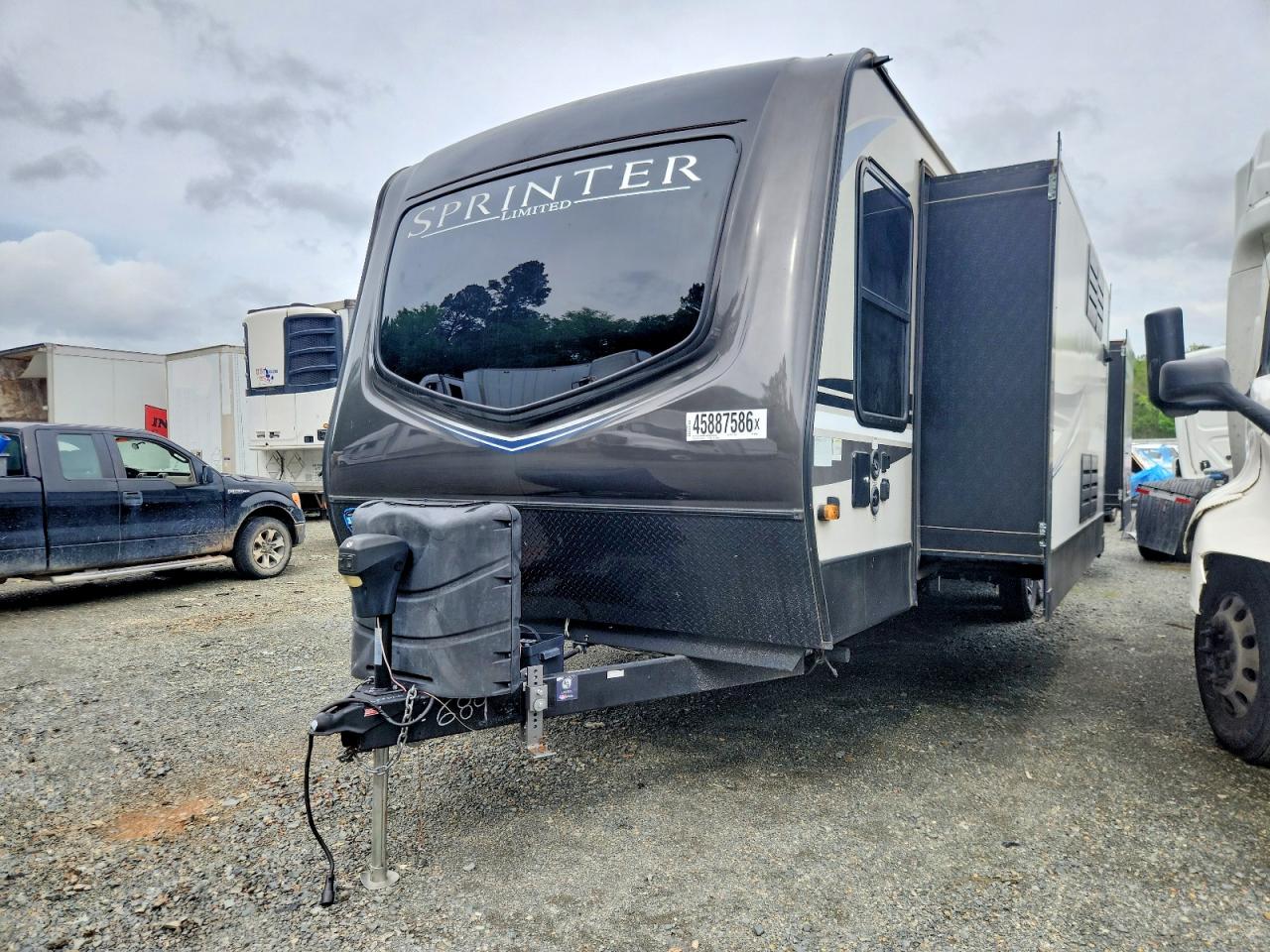2020 KEYSTONE Sprinter VIN 4YDT33022L1532689 photo 2