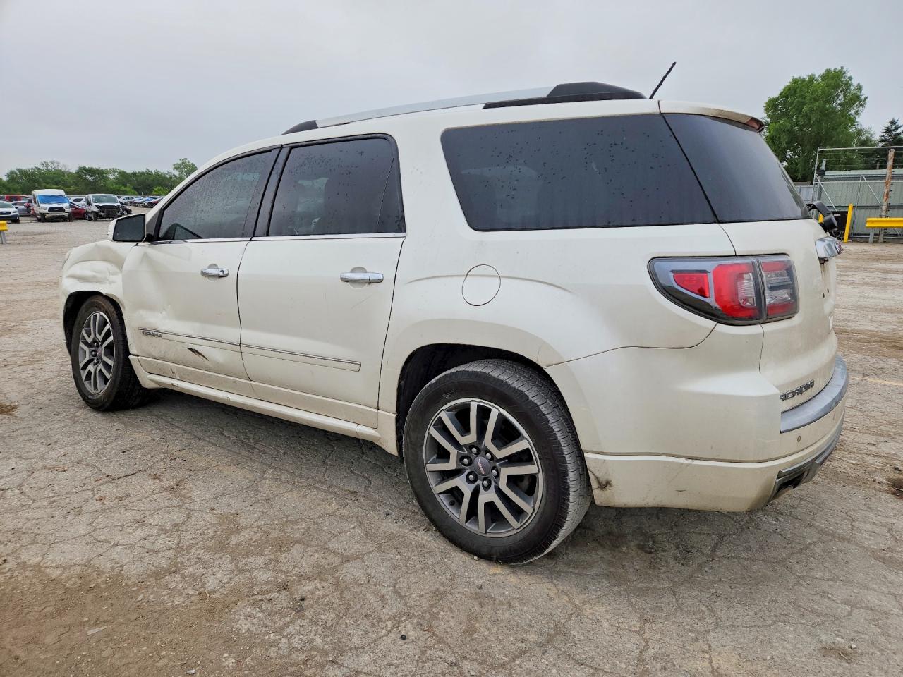 2013 GMC Acadia den VIN 1GKKRTKD3DJ160233 photo 2
