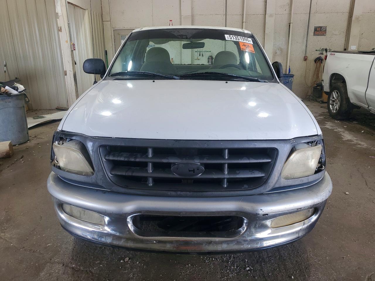 1998 Ford F150 VIN 1FTZF17W8WNB36569 photo 5