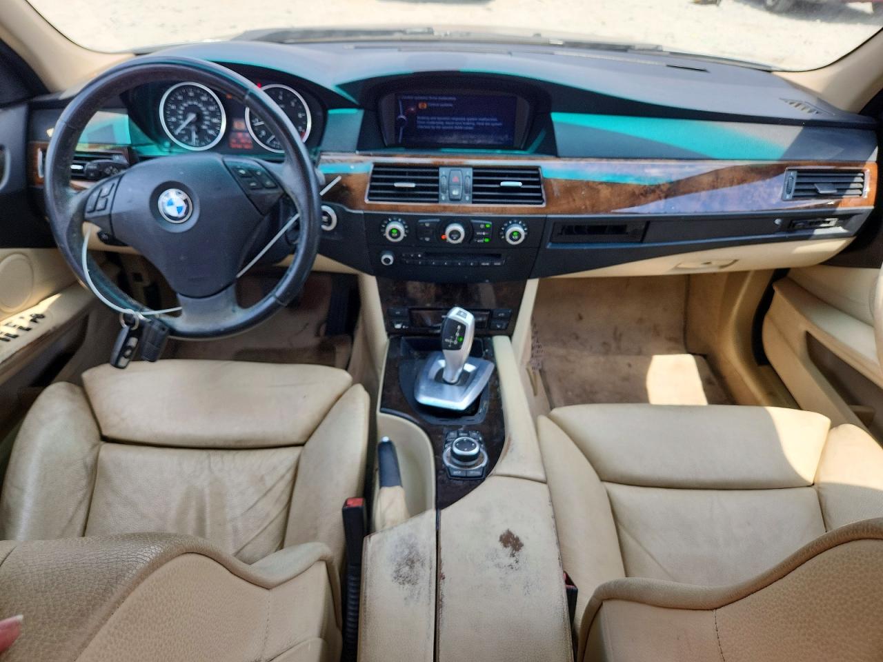 2010 BMW 5 series VIN WBANU5C51AC363709 photo 8
