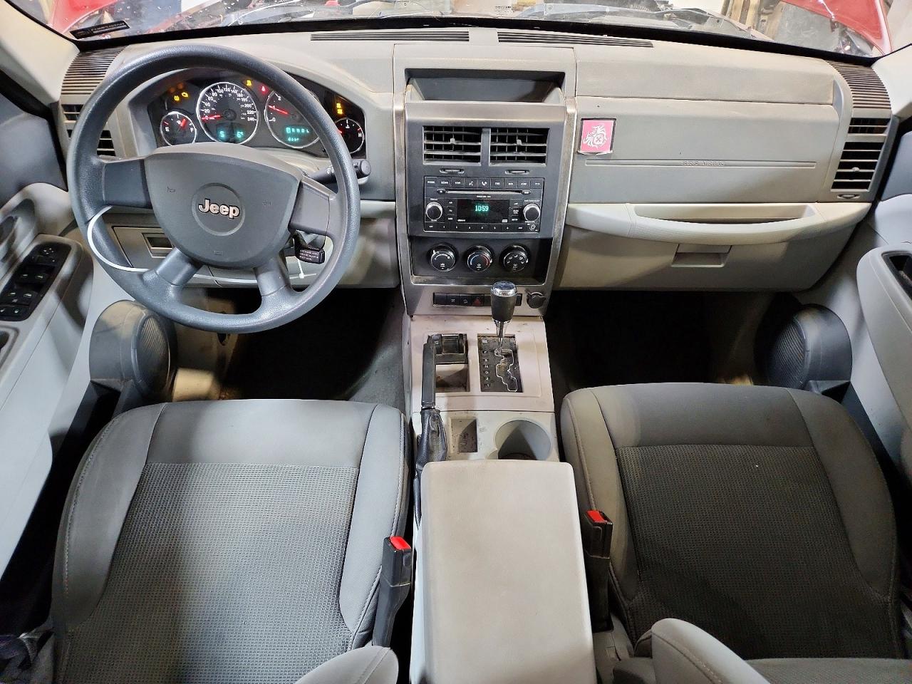 2008 Jeep Liberty VIN 1J8GN28K58W208183 photo 8