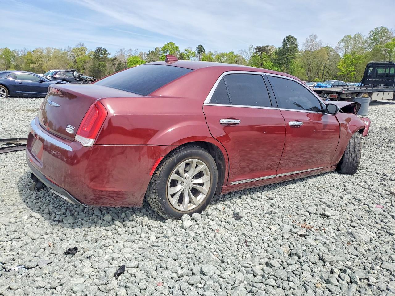 2018 Chrysler 300 VIN 2C3CCAAG2JH341004 photo 3