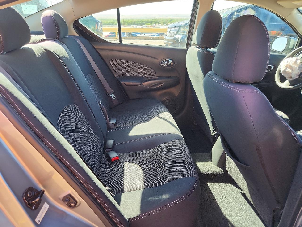 2014 Versa VIN 3N1CN7AP7EL820351 photo 10