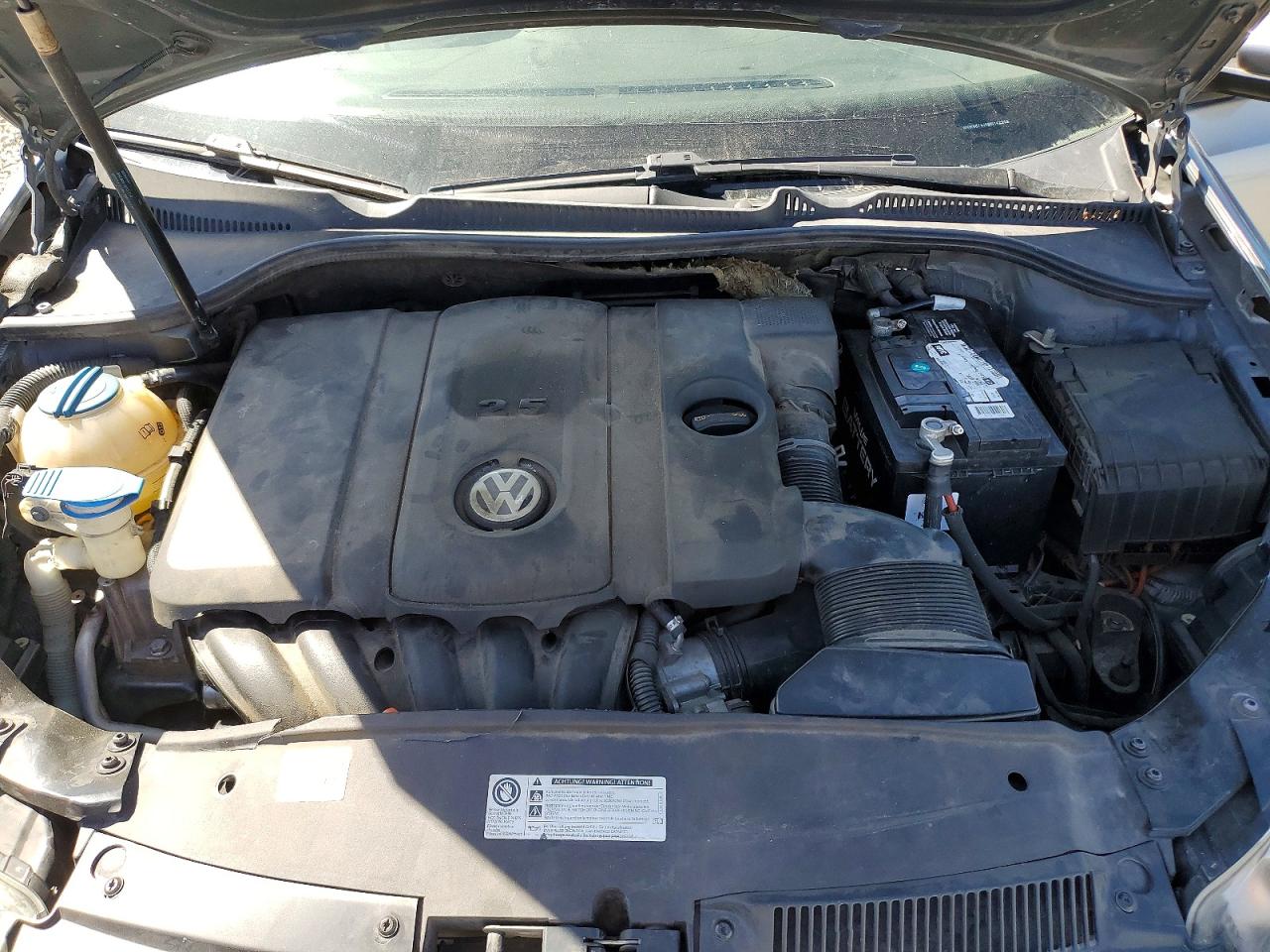 2011 Volkswagen Golf VIN WVWBB7AJXBW142343 photo 12