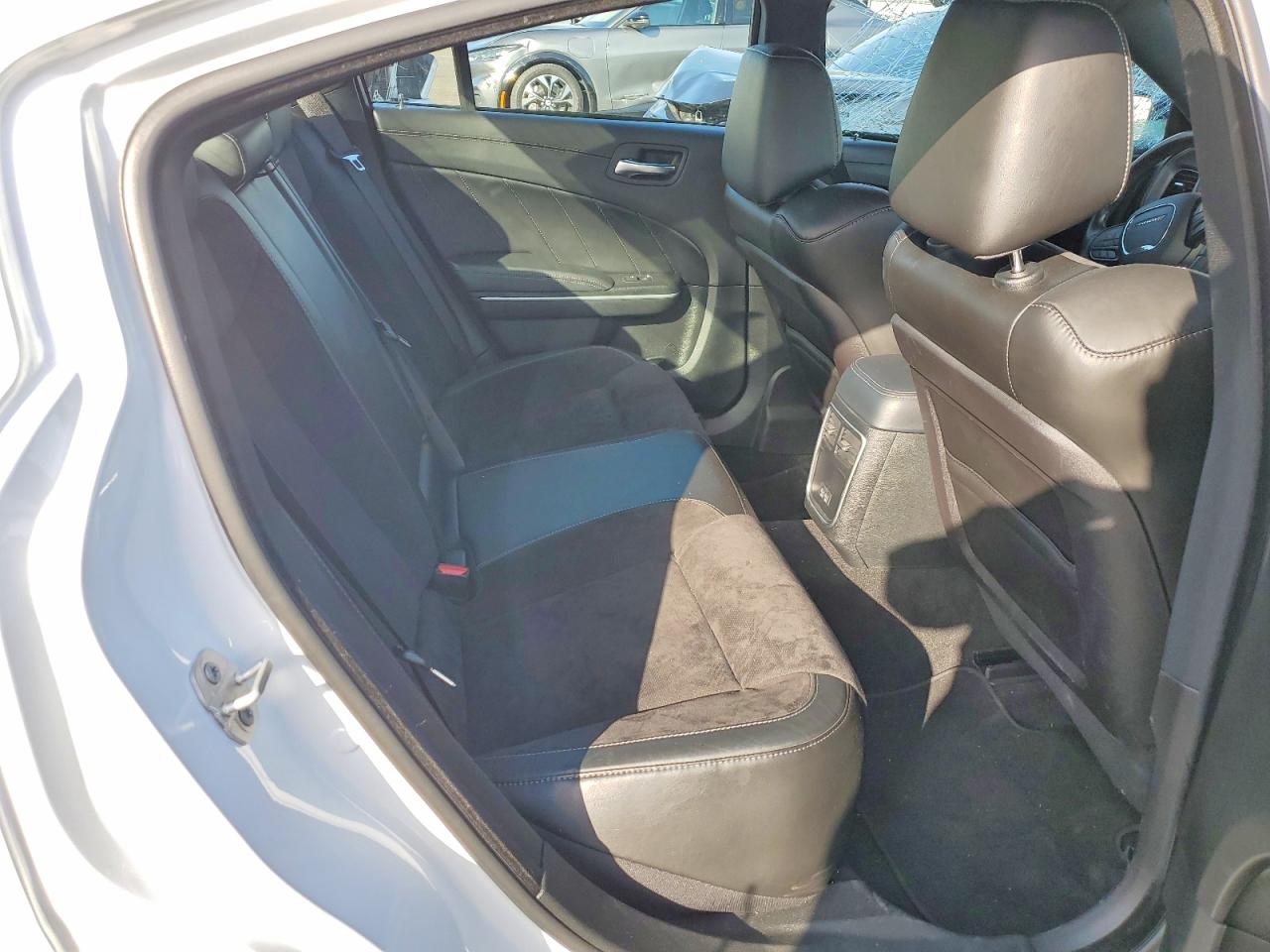 2023 Dodge Charger VIN 2C3CDXCT8PH569043 photo 10