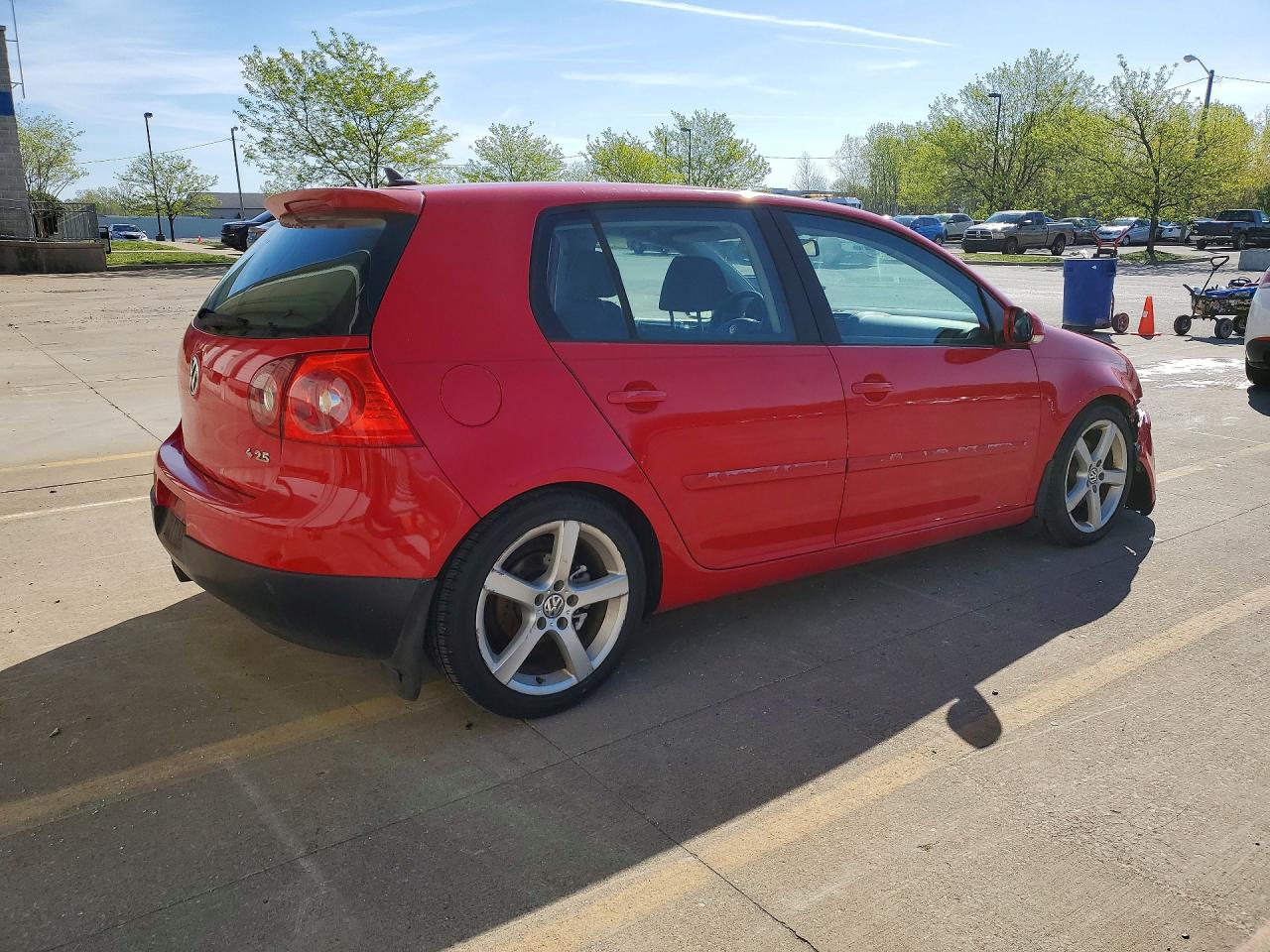 2008 Volkswagen Rabbit VIN WVWDA71K28W070227 photo 3