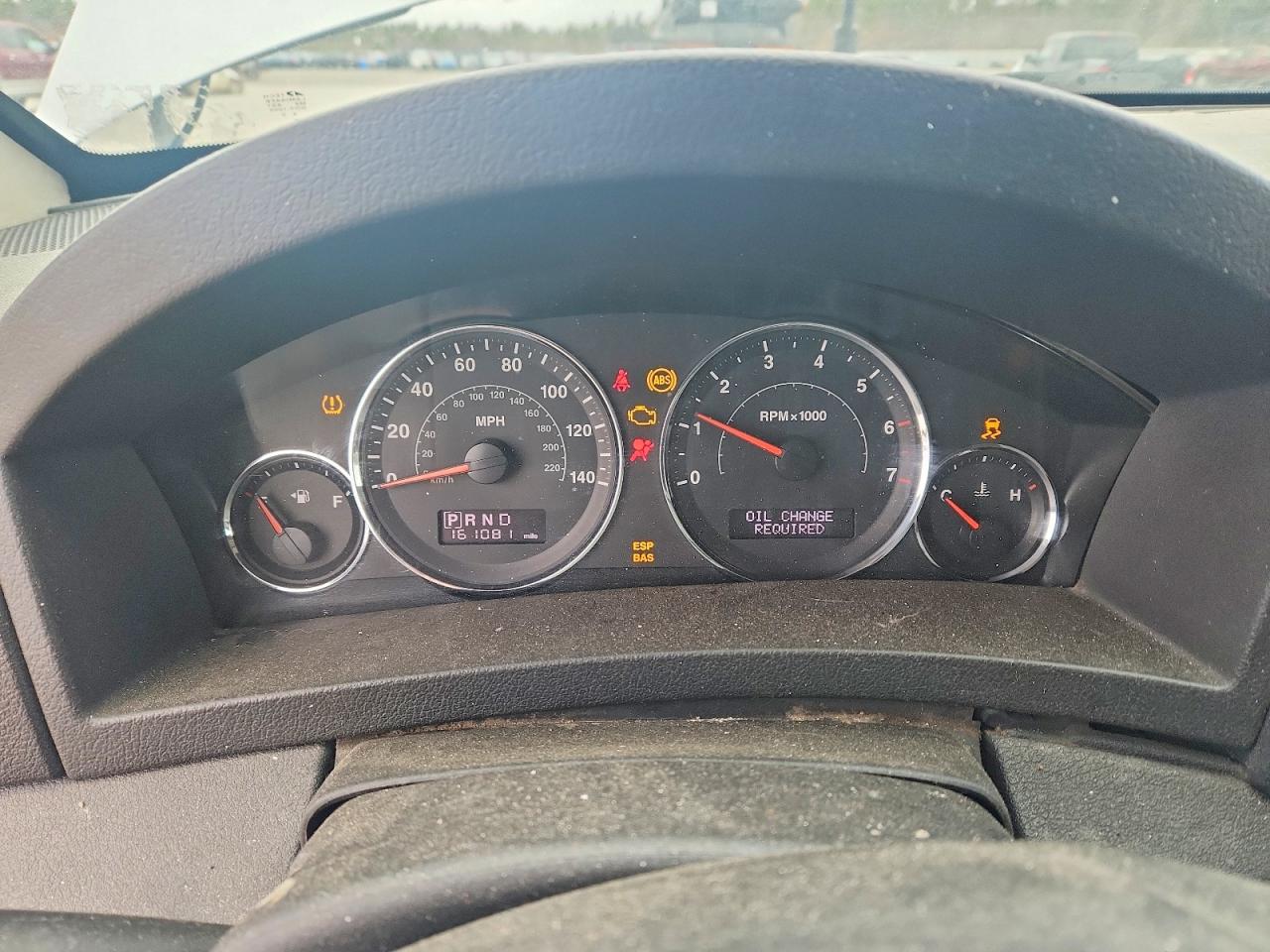 2009 JEEP Cherokee VIN 1J8GR48K29C512879 photo 9