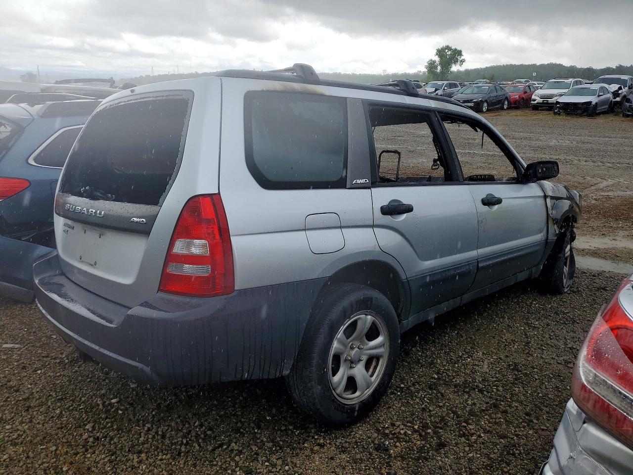 2004 SUBARU Forester VIN JF1SG63604H757856 photo 3