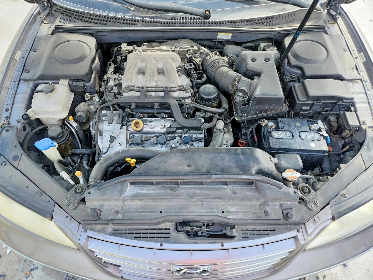 2008 HYUNDAI Azera VIN KMHFC46F88A254416 photo 11