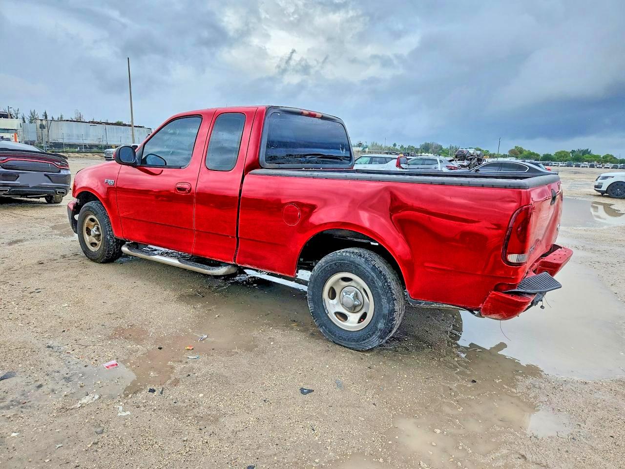 2002 Ford F150 VIN 1FTRX172X2NB10981 photo 2