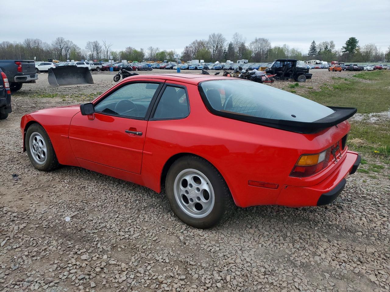 1987 Porsche 944 VIN WP0AB0946HN477387 photo 2