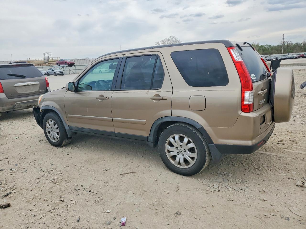 2005 Honda Crv VIN JHLRD78965C036713 photo 2