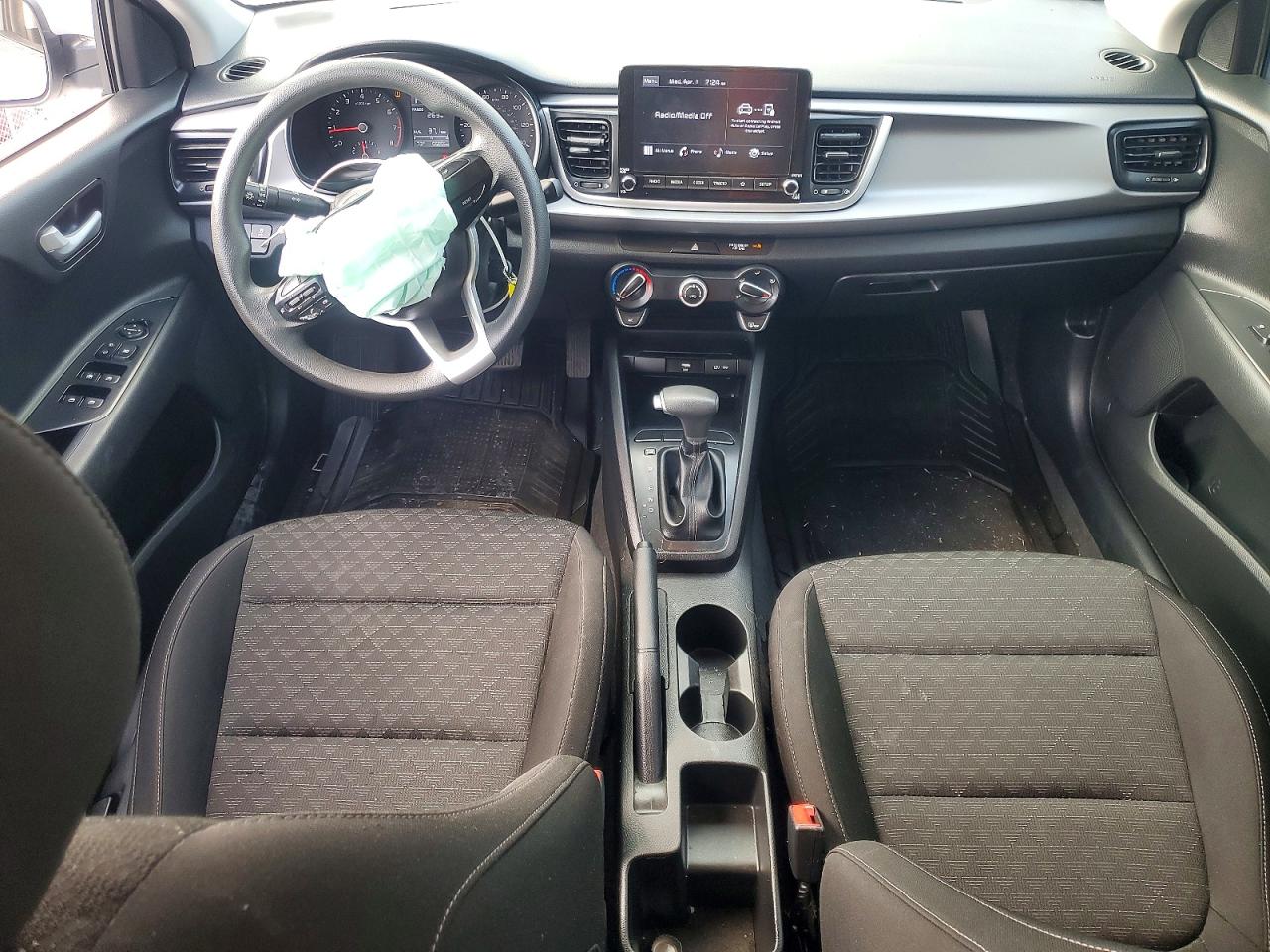 2022 Kia Rio VIN 3KPA24AD0NE466484 photo 8