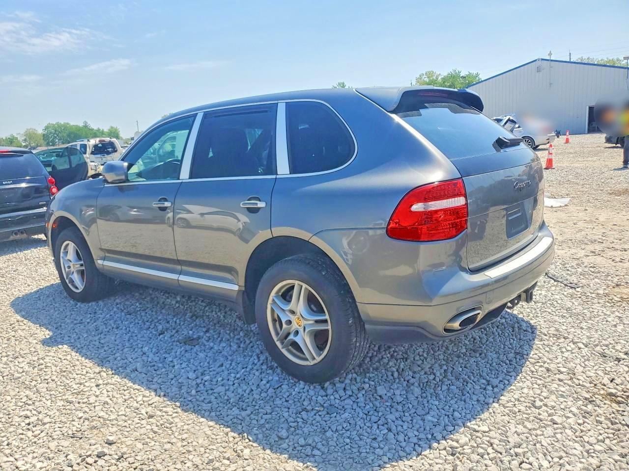 2008 Porsche Cayenne VIN WP1AA29PX8LA27955 photo 2