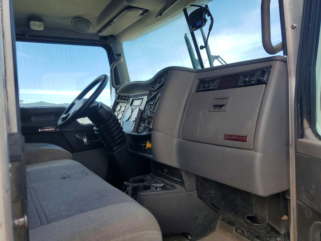 2019 KENWORTH All other VIN 2NKHHM6X1KM279311 photo 5