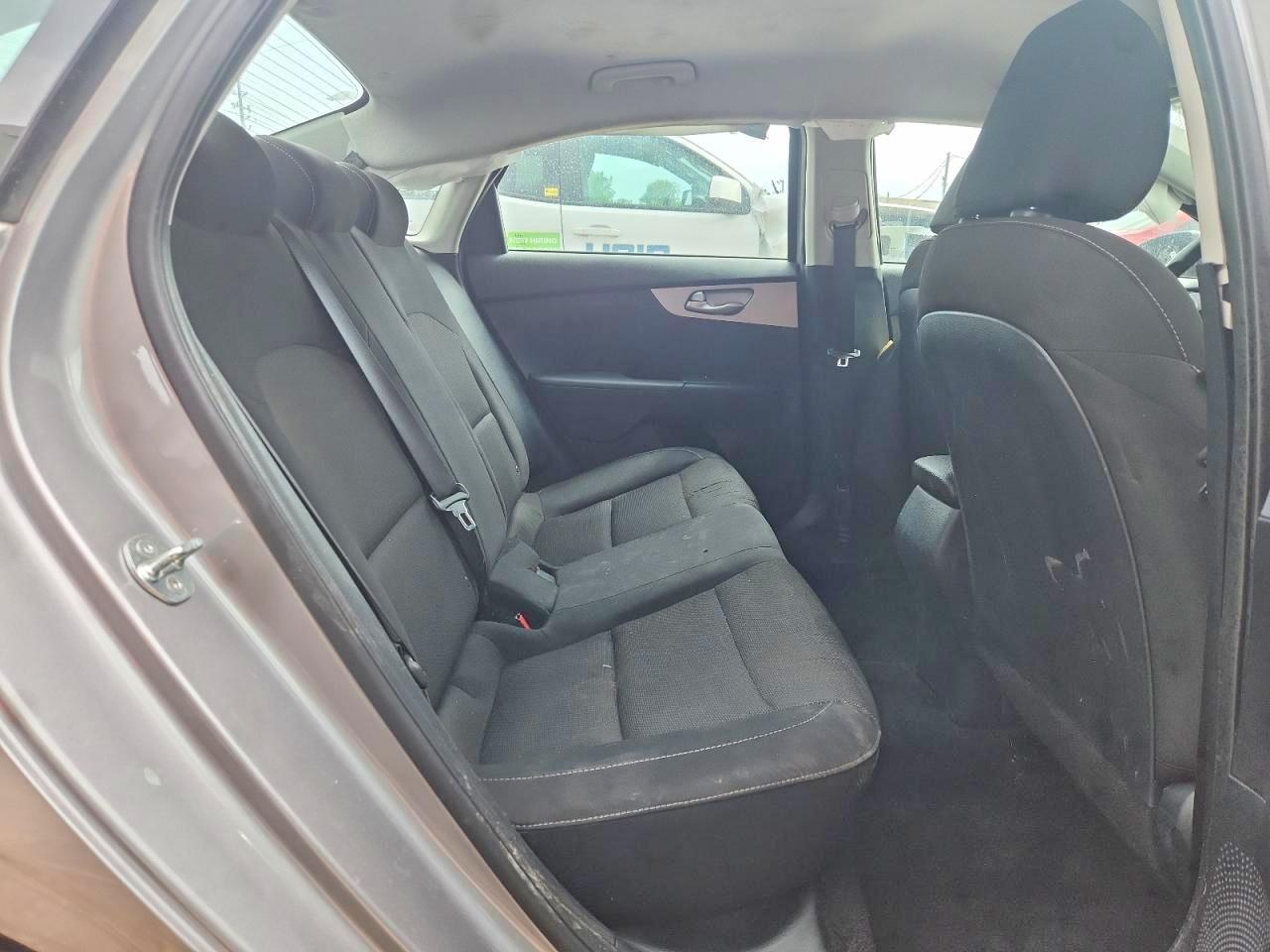 2024 Kia Forte lxs VIN 3KPF24AD8RE792528 photo 10