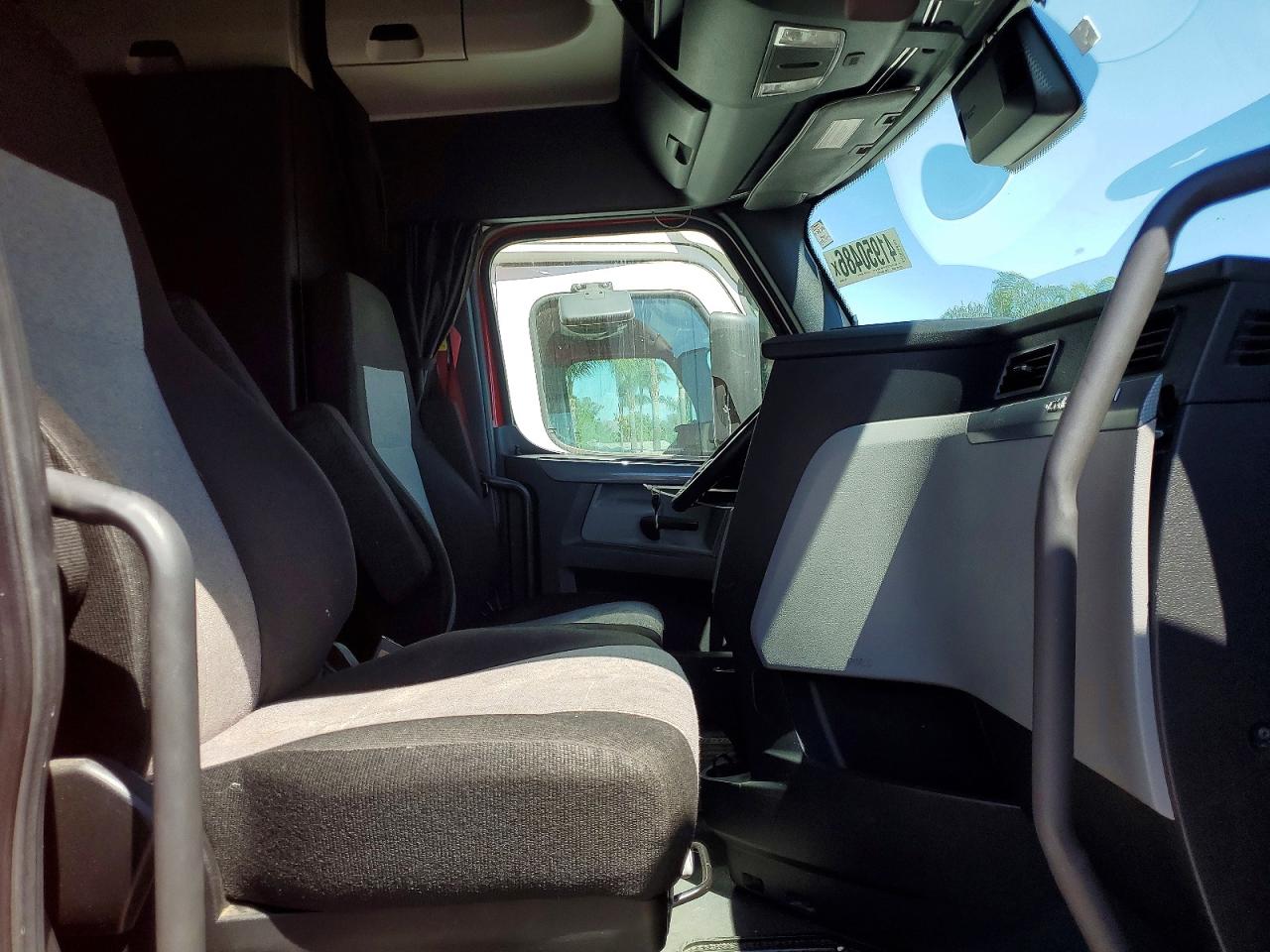 2022 FREIGHTLINER All other VIN 3AKJHHDR0NSMY2492 photo 5