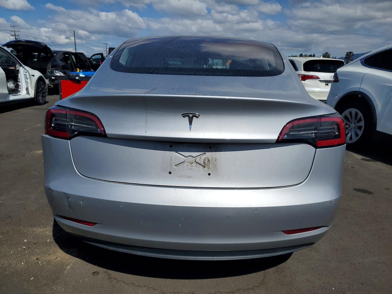 2017 Tesla Model 3 VIN 5YJ3E1EA9HF000985 photo 6