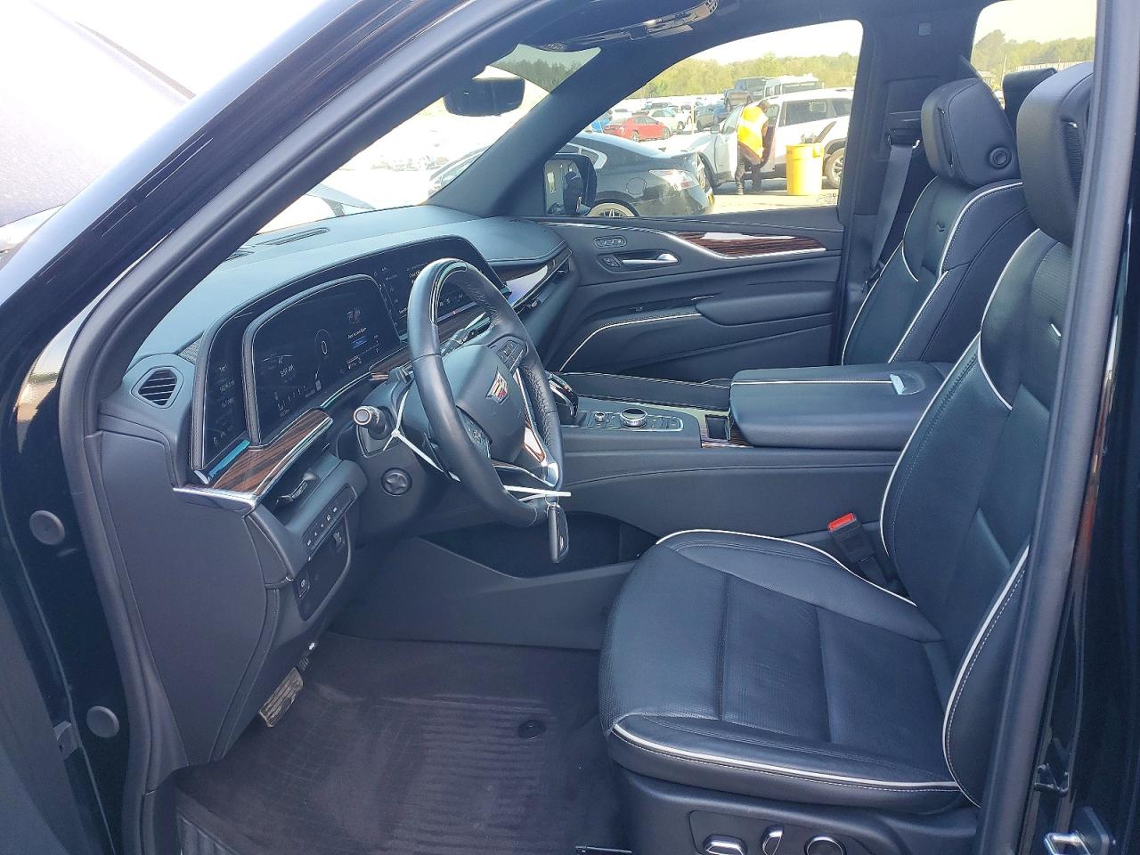 2024 Cadillac Escalade VIN 1GYS4BKL3RR268494 photo 7