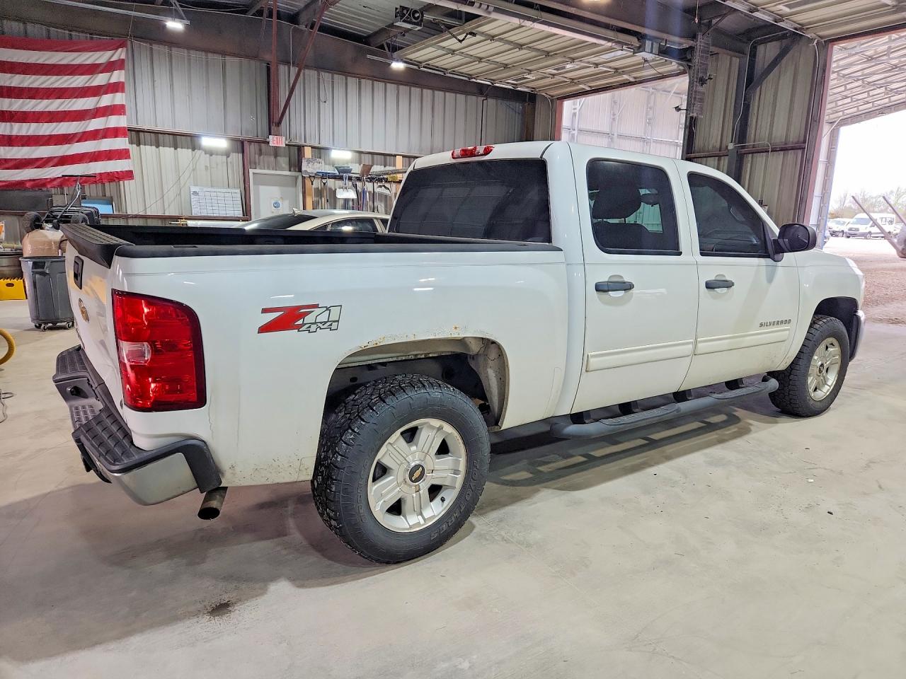 2013 CHEV Silverado VIN 3GCPKSE74DG191904 photo 3