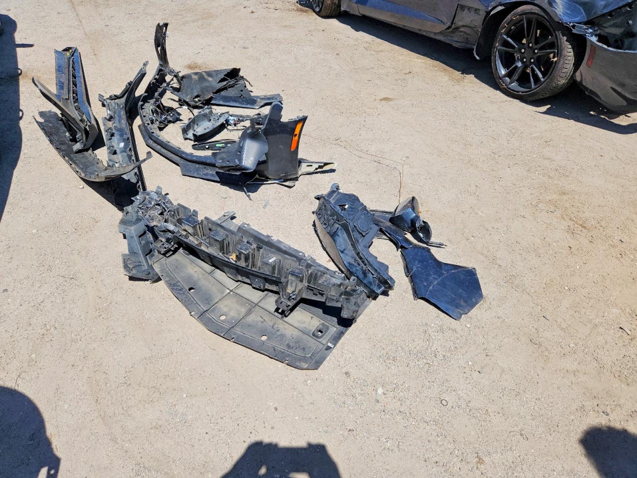 2021 Chevrolet Camaro VIN 1G1FE1R76M0105402 photo 12