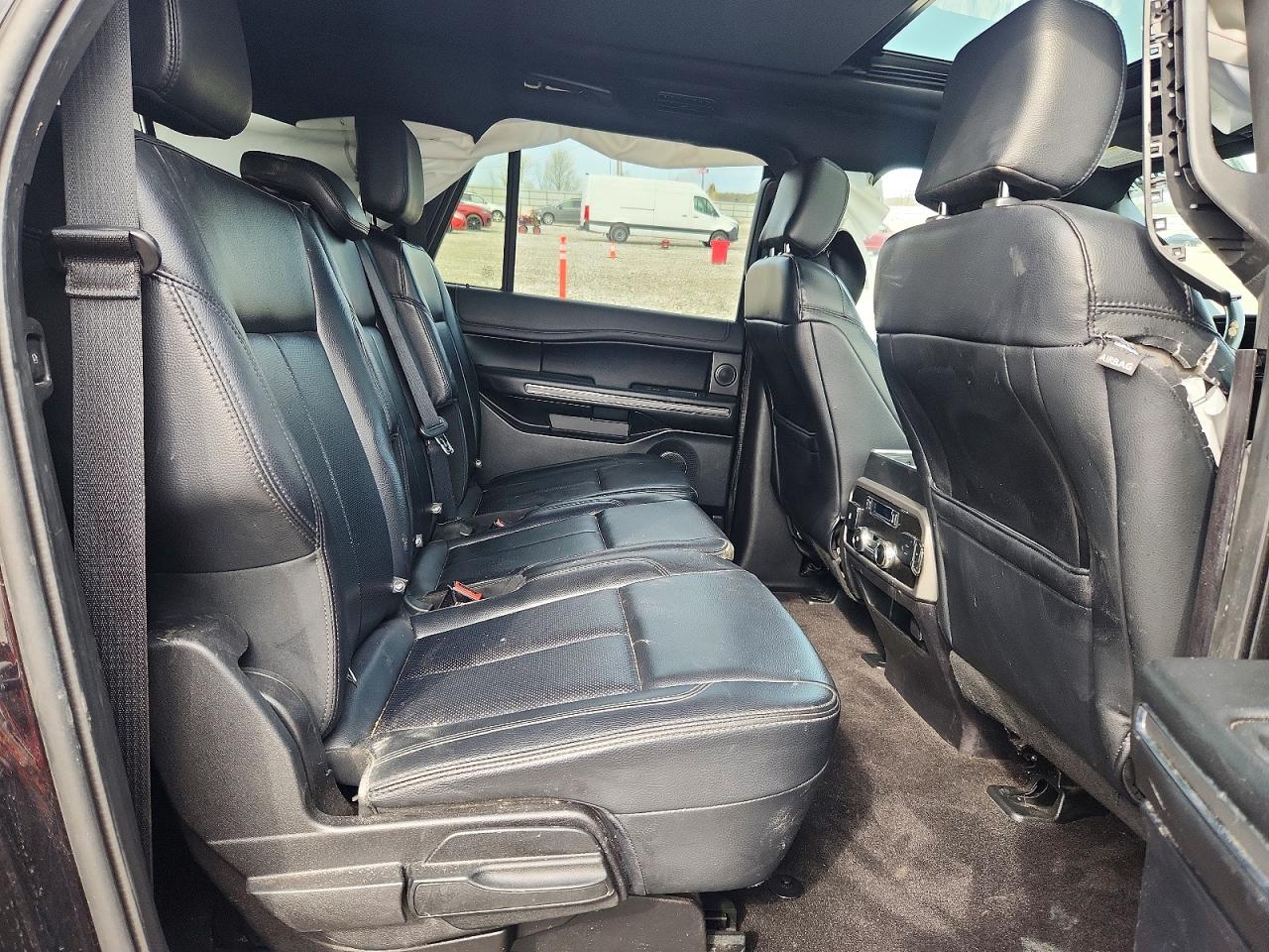 2019 Ford Expedition VIN 1FMJK1JT5KEA21196 photo 11