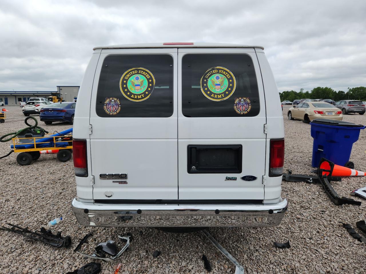 2012 Ford Econoline VIN 1FBSS3BL3CDA12558 photo 6
