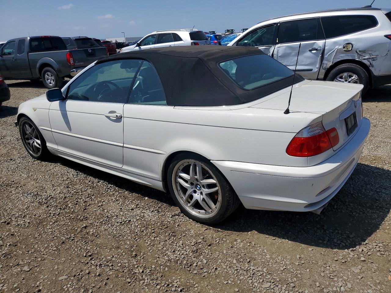2004 BMW 3 series VIN WBABW53404PL46742 photo 2